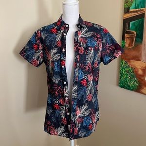 Men’s Hawaiian style shirt